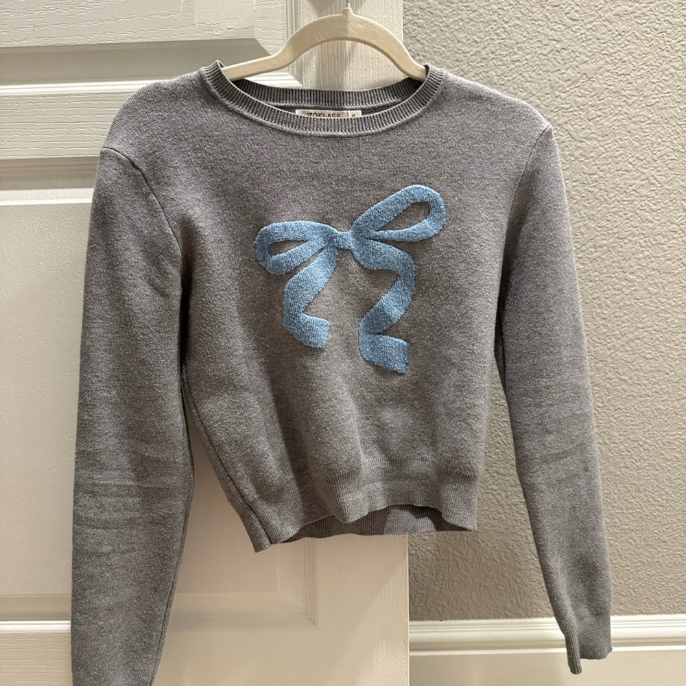 Gray Sweater with Blue Bow Accent